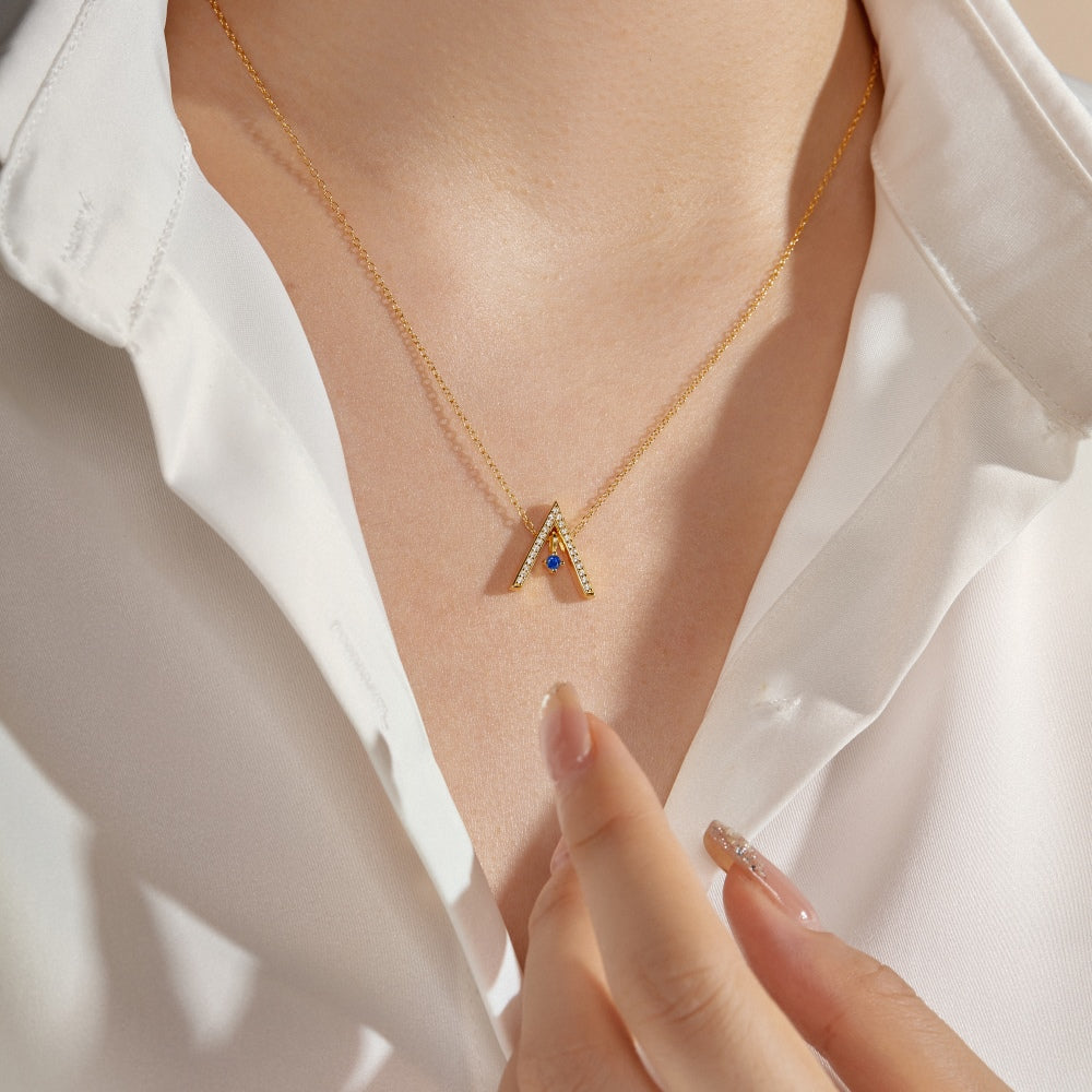 [Charm Aries Jewelry]Sparkling "A" Shape Necklace
