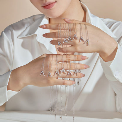 [Charm Aries Jewelry]Sparkling "A" Shape Necklace