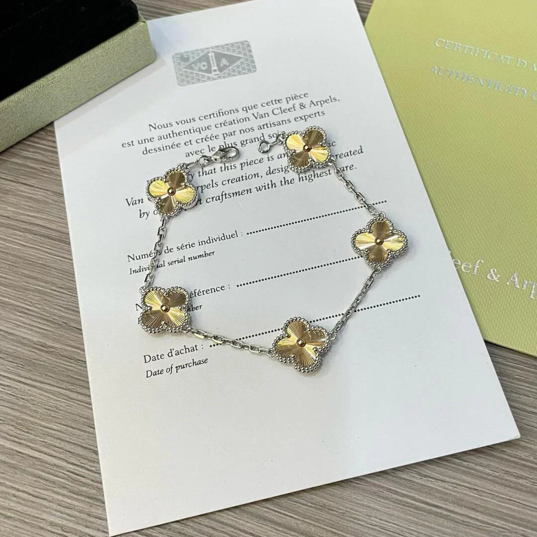 [Charm Aries Jewelry]CLOVER 5 MOTIFS CHRISTMAS LIMITED EDITION BRACELET