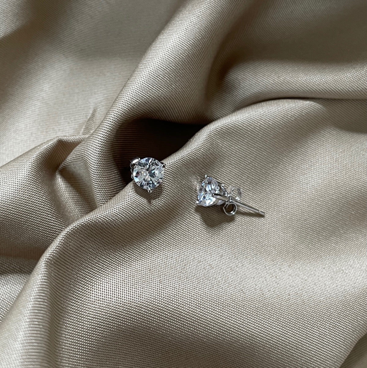[Charm Aries Jewelry]Dainty Round Shape Earrings