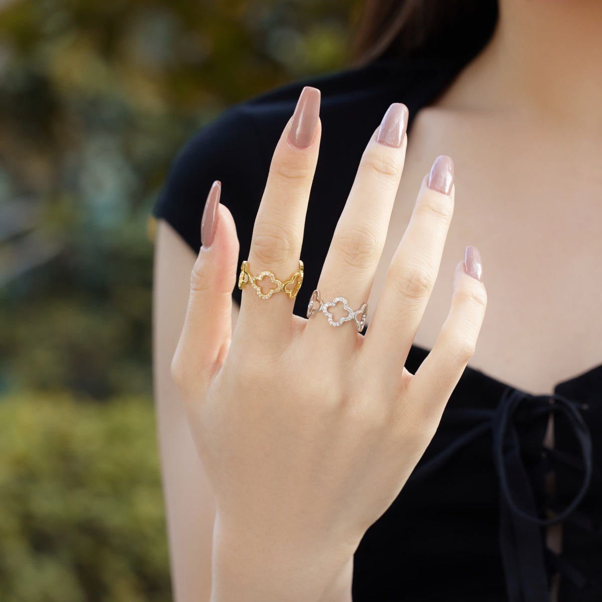 [Charm Aries Jewelry]Hollow Design Four-Leaf Charm Aries Flower Shape Ring
