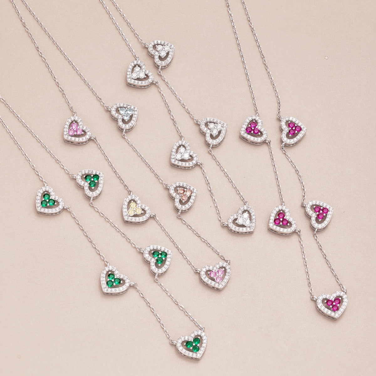 [Charm Aries Jewelry]Sparkling Five Heart Necklace