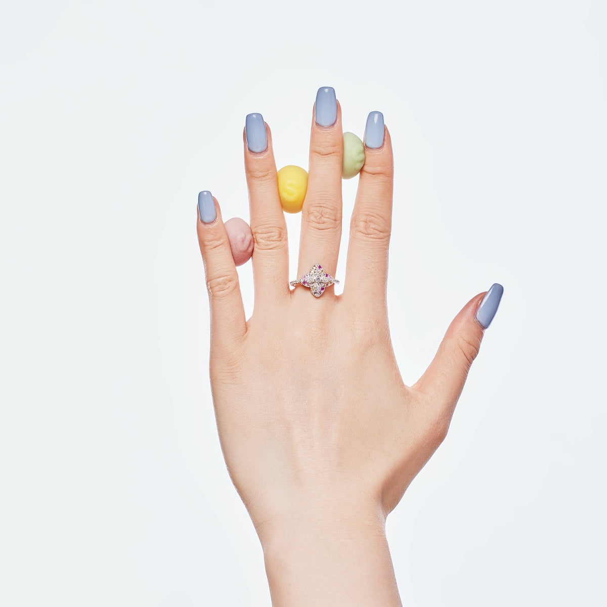 [Charm Aries Jewelry]Luxurious Colorful Flower Shape Banquet Ring