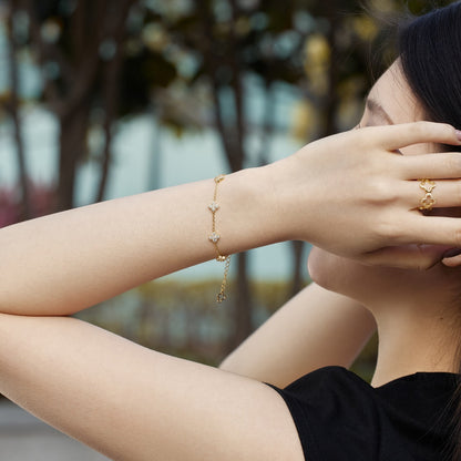 [Charm Aries Jewelry]Four-Leaf Charm Aries Hollow Butterfly Bracelet