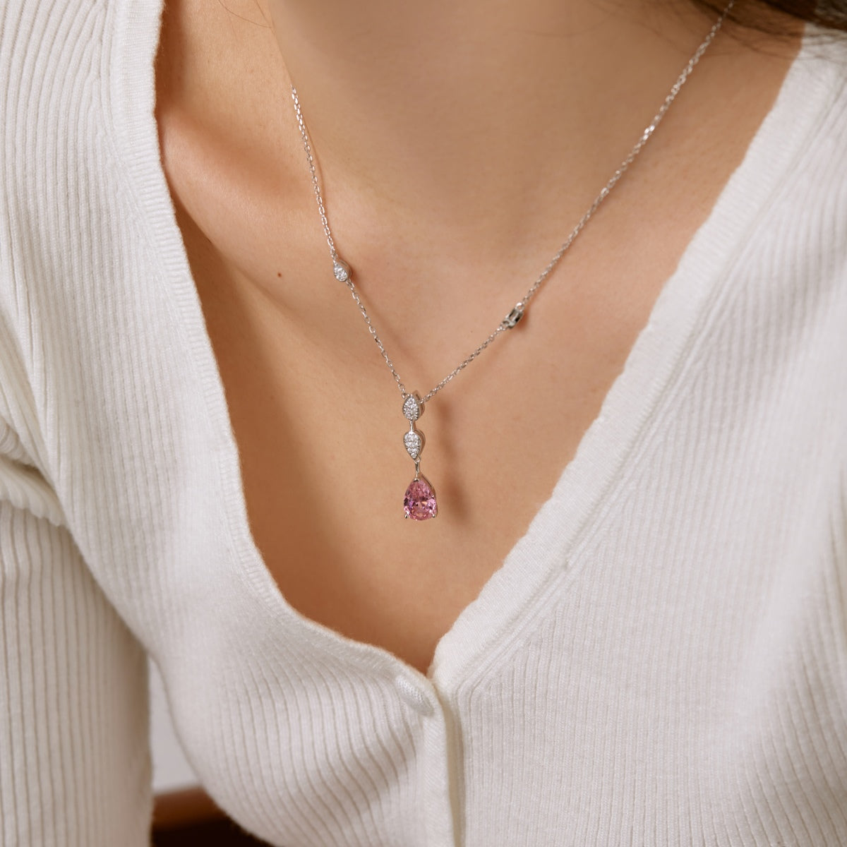 [Charm Aries Jewelry]Dazzling Pear Cut Necklace