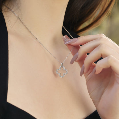 [Charm Aries Jewelry]Four-Leaf Charm Aries Hollow Design Exquisite Necklace