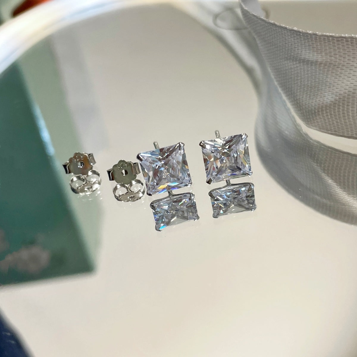 [Charm Aries Jewelry]Ornate Square Shape Earrings