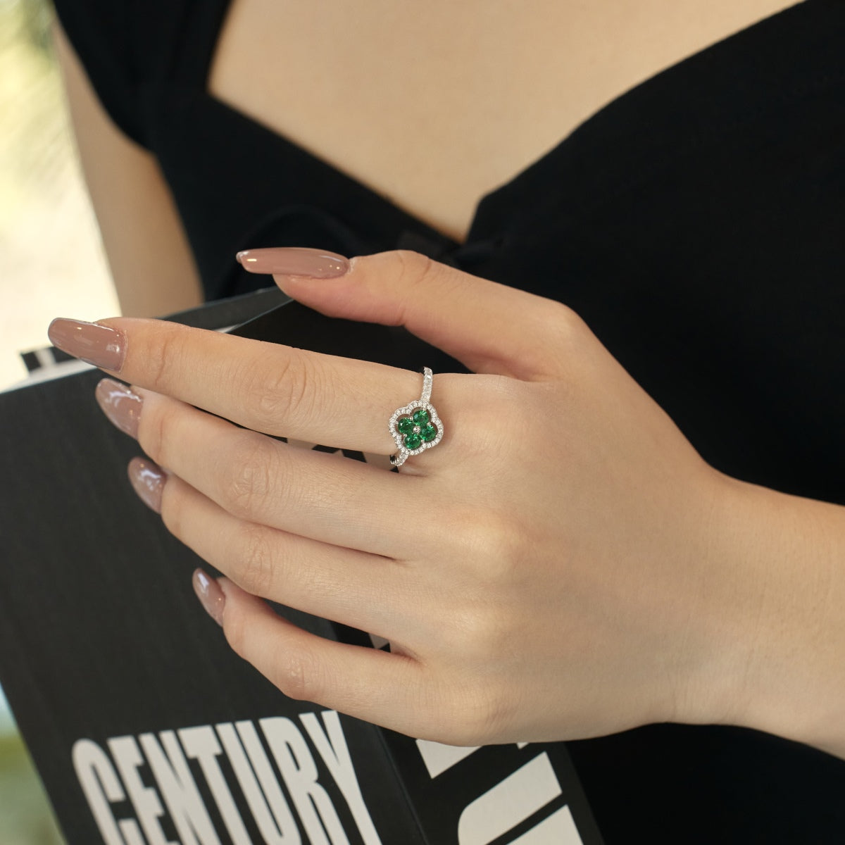 [Charm Aries Jewelry]Four Leaf Charm Aries Flower Design Ring
