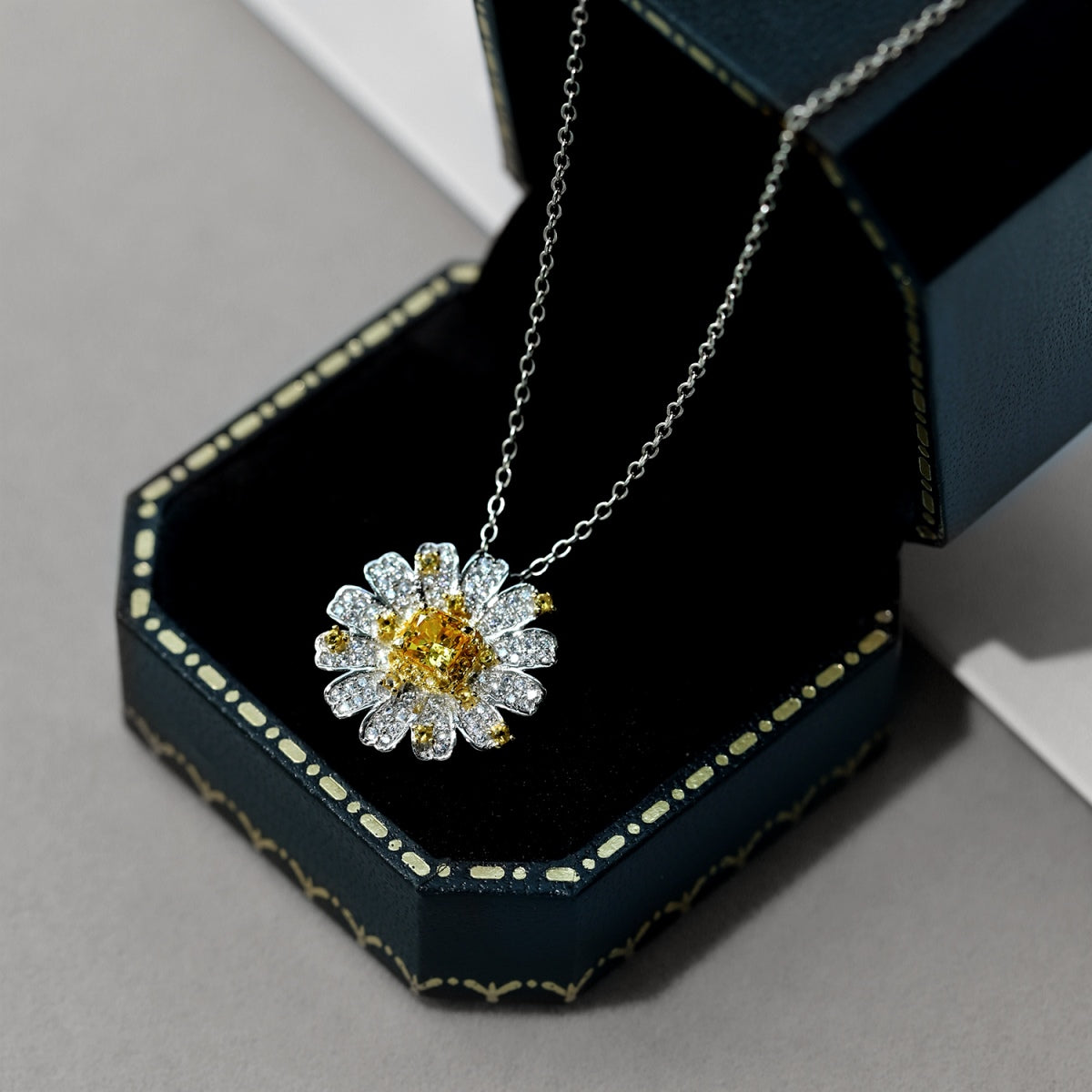 [Charm Aries Jewelry]Exquisite Daisy Necklace