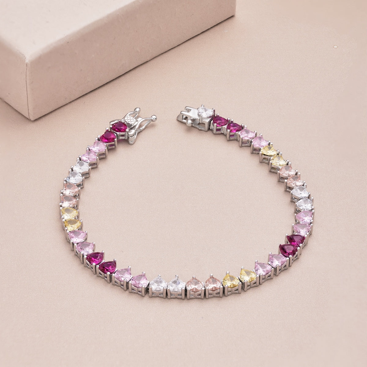 [Charm Aries Jewelry]Luxurious Colorful Romantic Heart Shape Lover Bracelet
