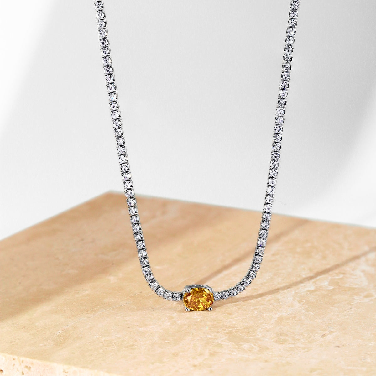 [Charm Aries Jewelry]1.0 Carat Shining Oval Cut Necklace