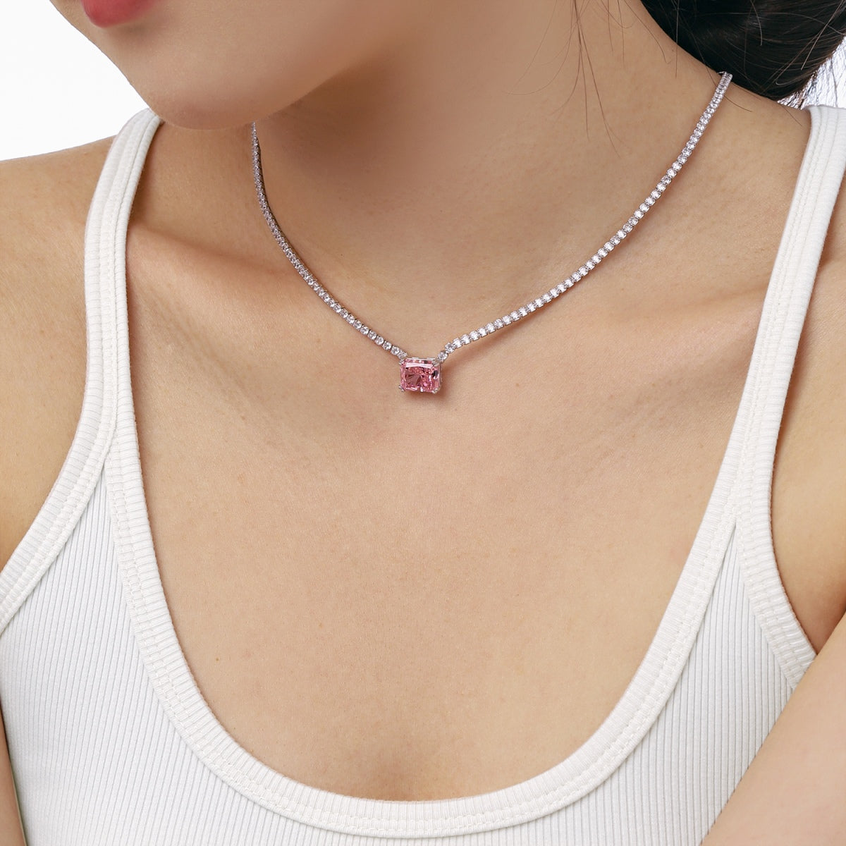 [Charm Aries Jewelry]4.0 Carat Elegant Radiant Cut Necklace