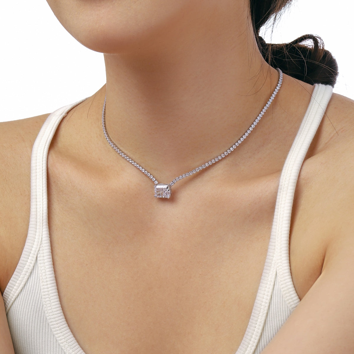 [Charm Aries Jewelry]4.0 Carat Elegant Radiant Cut Necklace