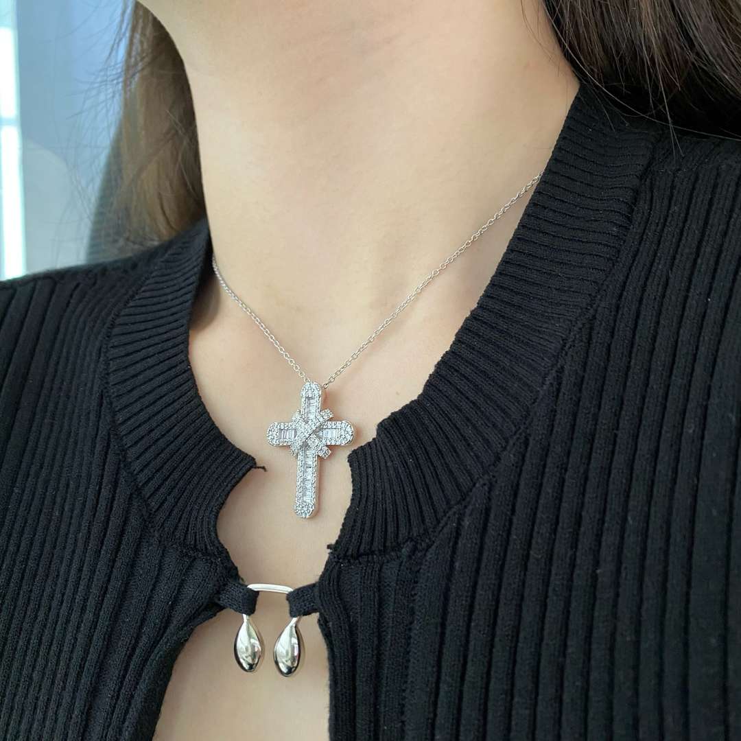 [Charm Aries Jewelry]Gypsophila With Dimonds Necklace