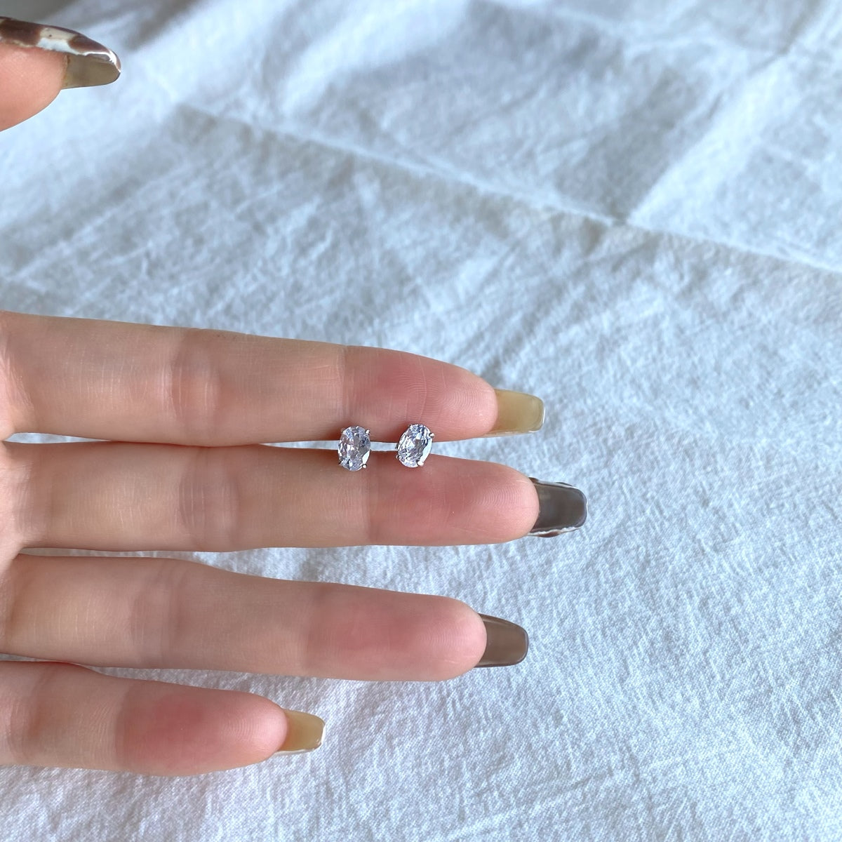 [Charm Aries Jewelry]Oval Classic Dignified Elegant Earrings