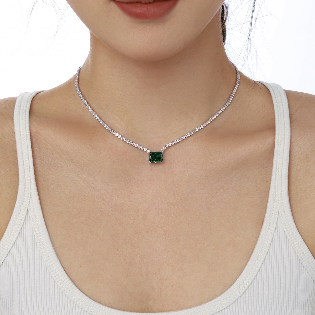 [Charm Aries Jewelry]4.0 Carat Elegant Radiant Cut Necklace