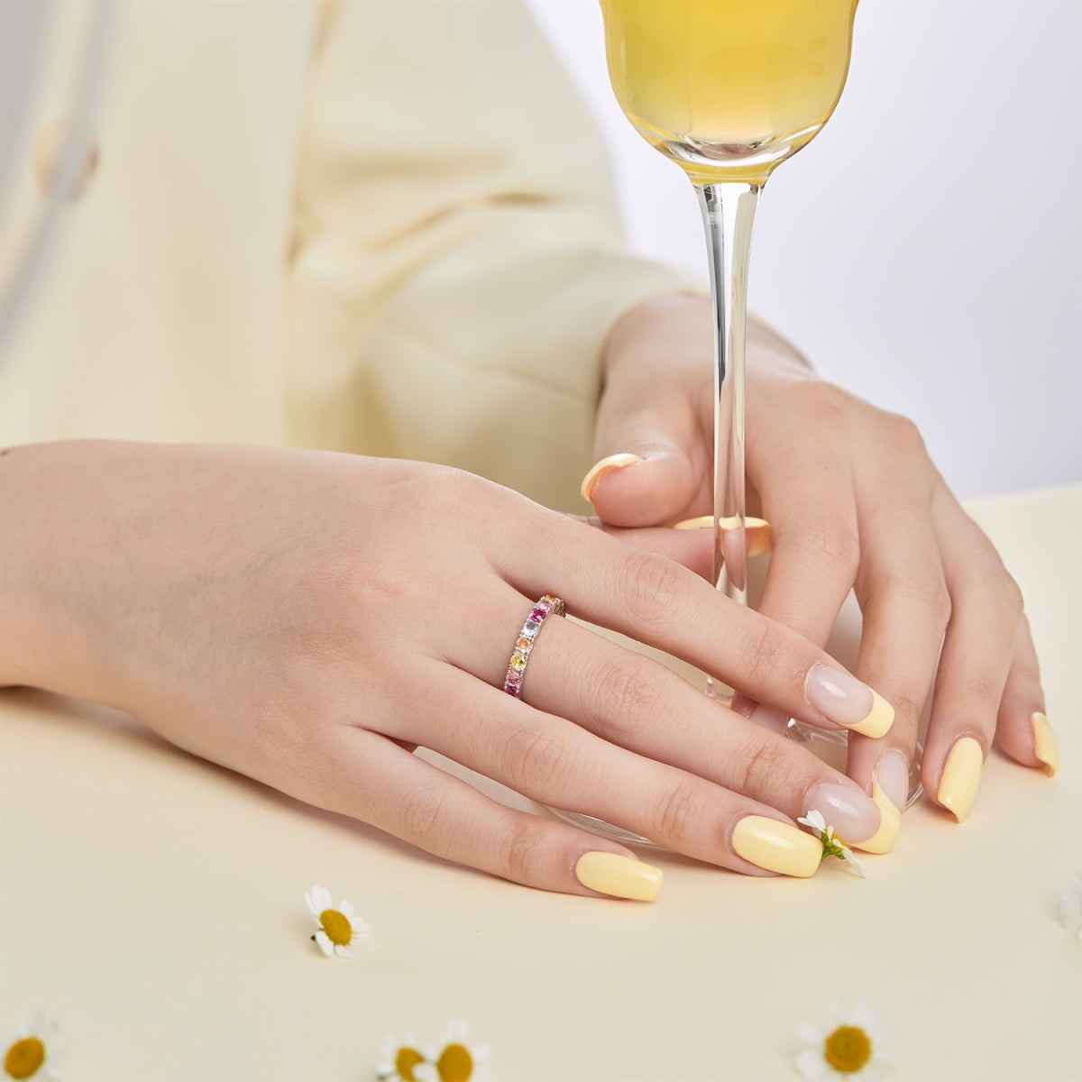 [Charm Aries Jewelry]Dazzling Lustrous Round Cut Tennis Ring