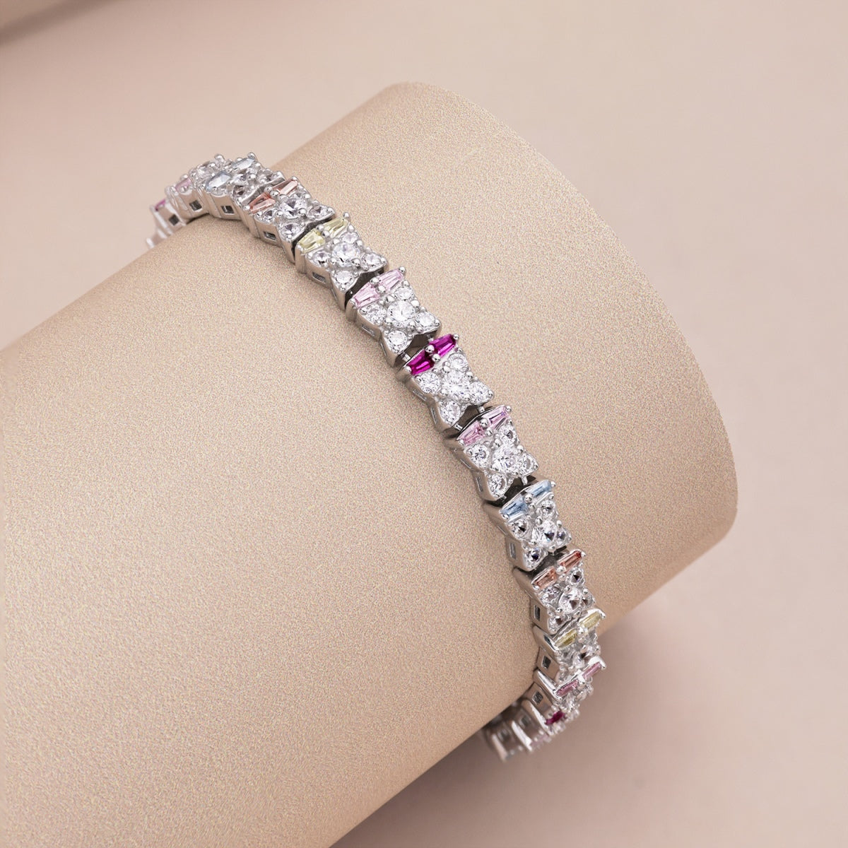 [Charm Aries Jewelry]Unique Colorful Flower Shape Daily Bracelet