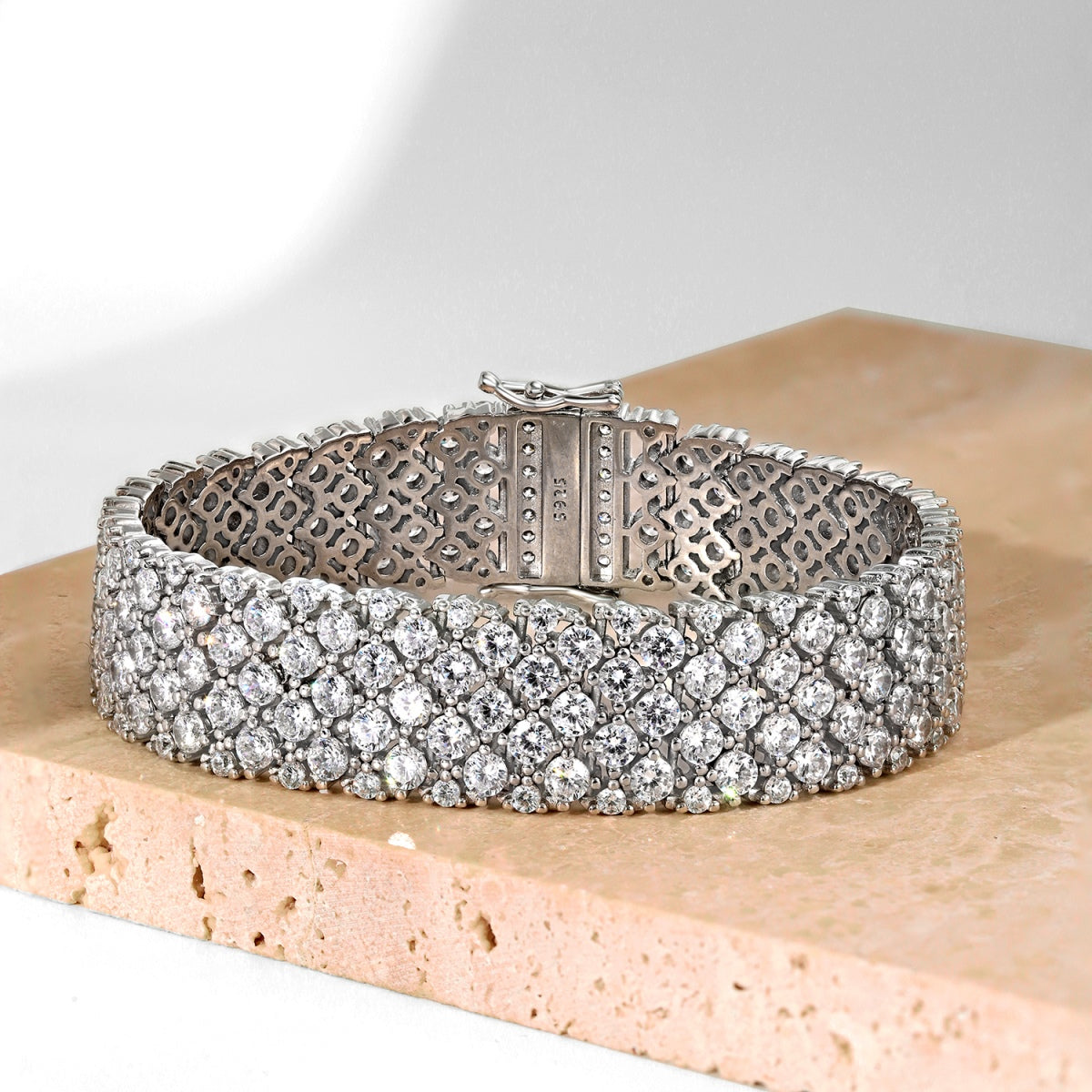 [Charm Aries Jewelry]Ornate Elegant Round Cut Party Bracelet