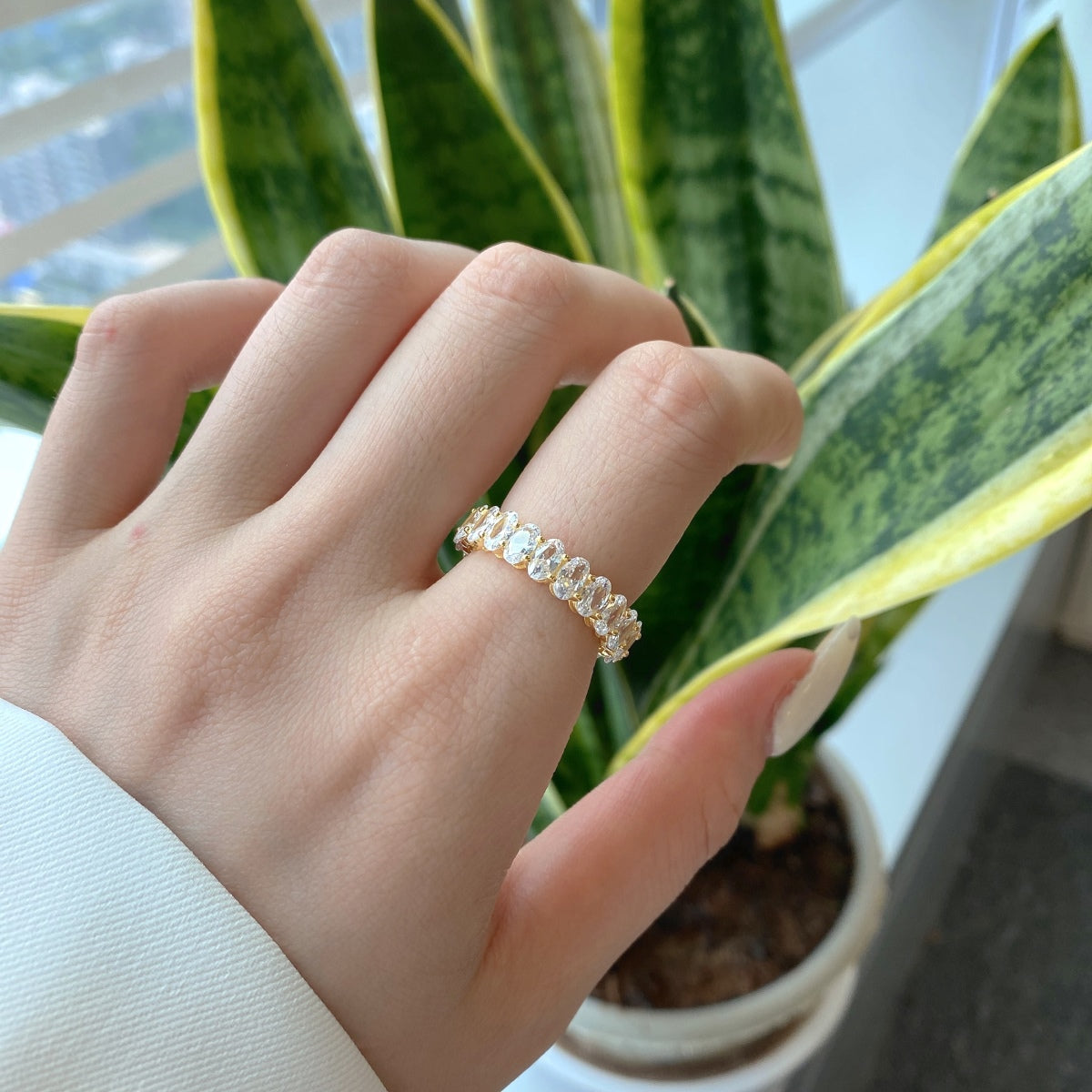 [Charm Aries Jewelry]Ornate Oval Cut Tennis Ring