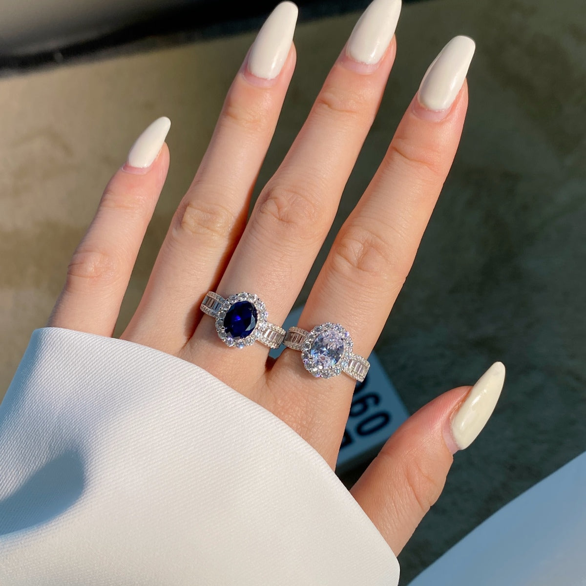 [Charm Aries Jewelry]1.5 Carat Dazzling Charming Oval Cut Banquet Ring