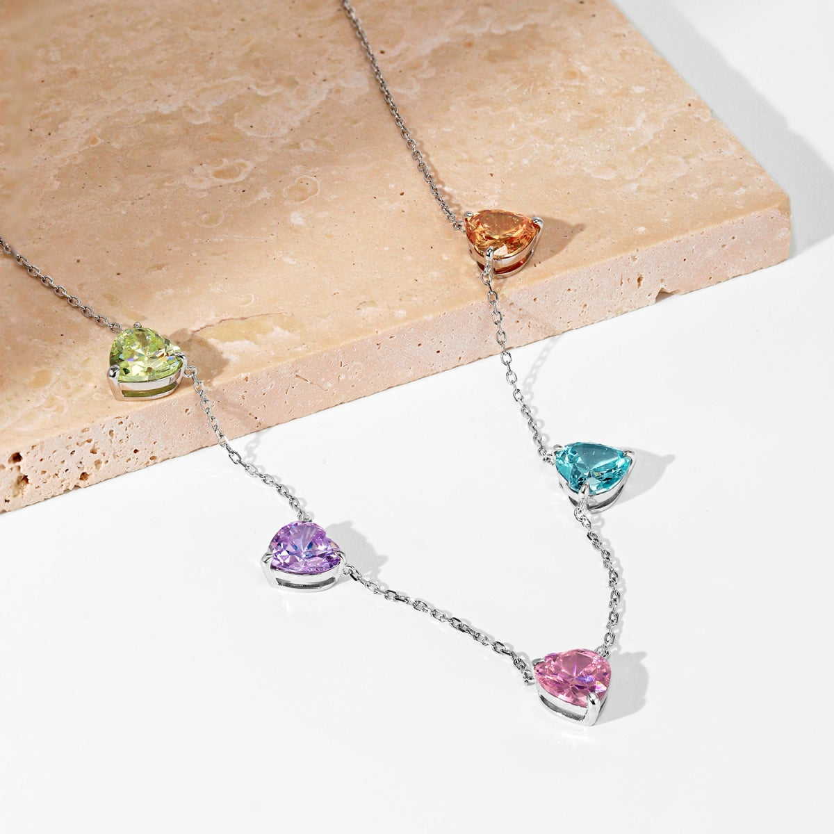[Charm Aries Jewelry]Sparkling Colorful Heart Cut Necklace