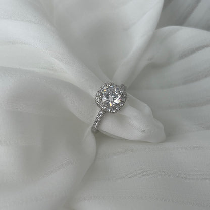 [Charm Aries Jewelry]Dazzling Resplendent Round Cut Wedding Ring
