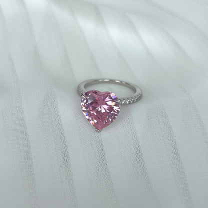 [Charm Aries Jewelry]6.0 Carat Luxurious Sparkling Romantic Heart Cut Lover Ring