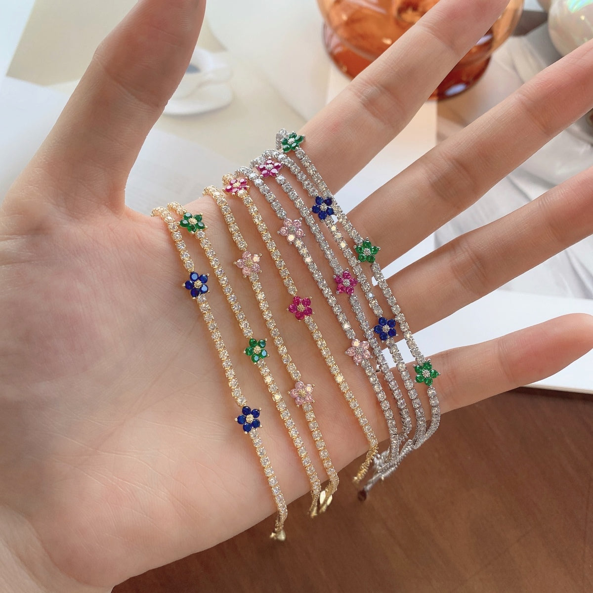 [Charm Aries Jewelry]Sparkling Flower Shape Tennis Bracelet