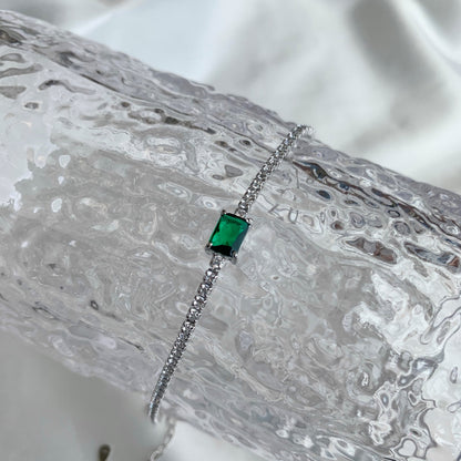 [Charm Aries Jewelry]1.0 Carat Unique Emerald Cut Banquet Bracelet