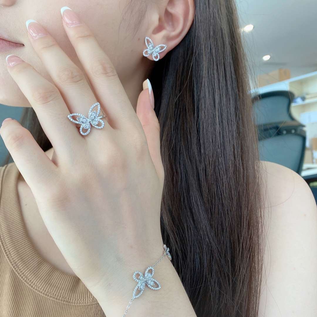 [Charm Aries Jewelry]Delicate Butterfly Pendant Bracelet