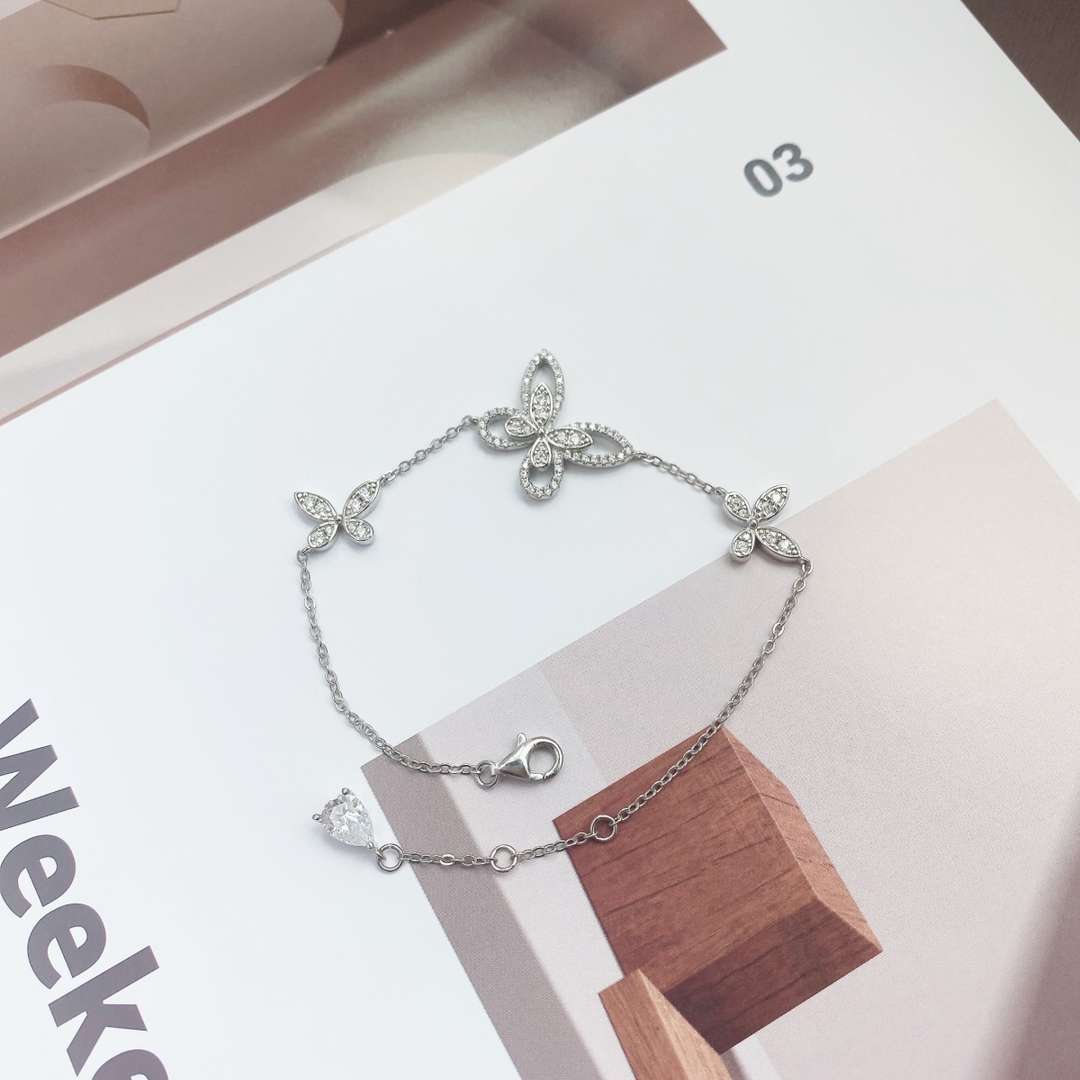 [Charm Aries Jewelry]Delicate Butterfly Pendant Bracelet