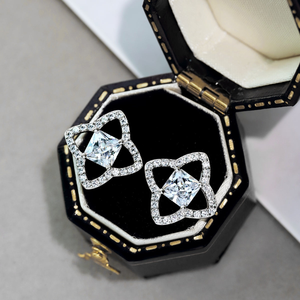 [Charm Aries Jewelry]Elegant Star Shape Princess Cut Daily Earrings