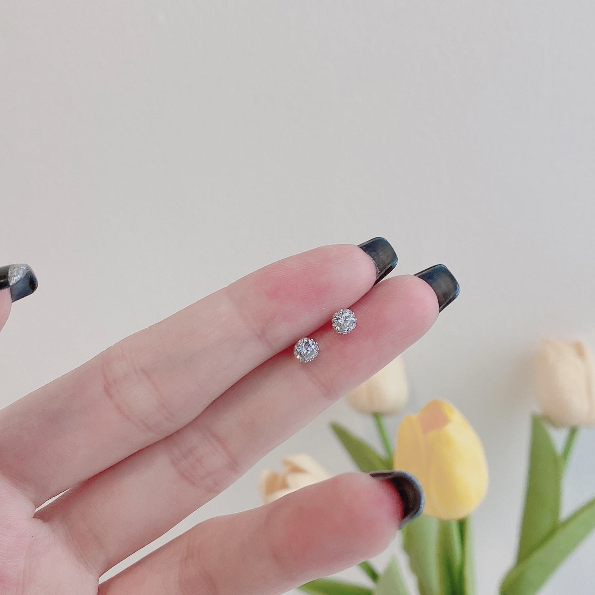 [Charm Aries Jewelry]Sparkling Colorful Round Shape Earrings