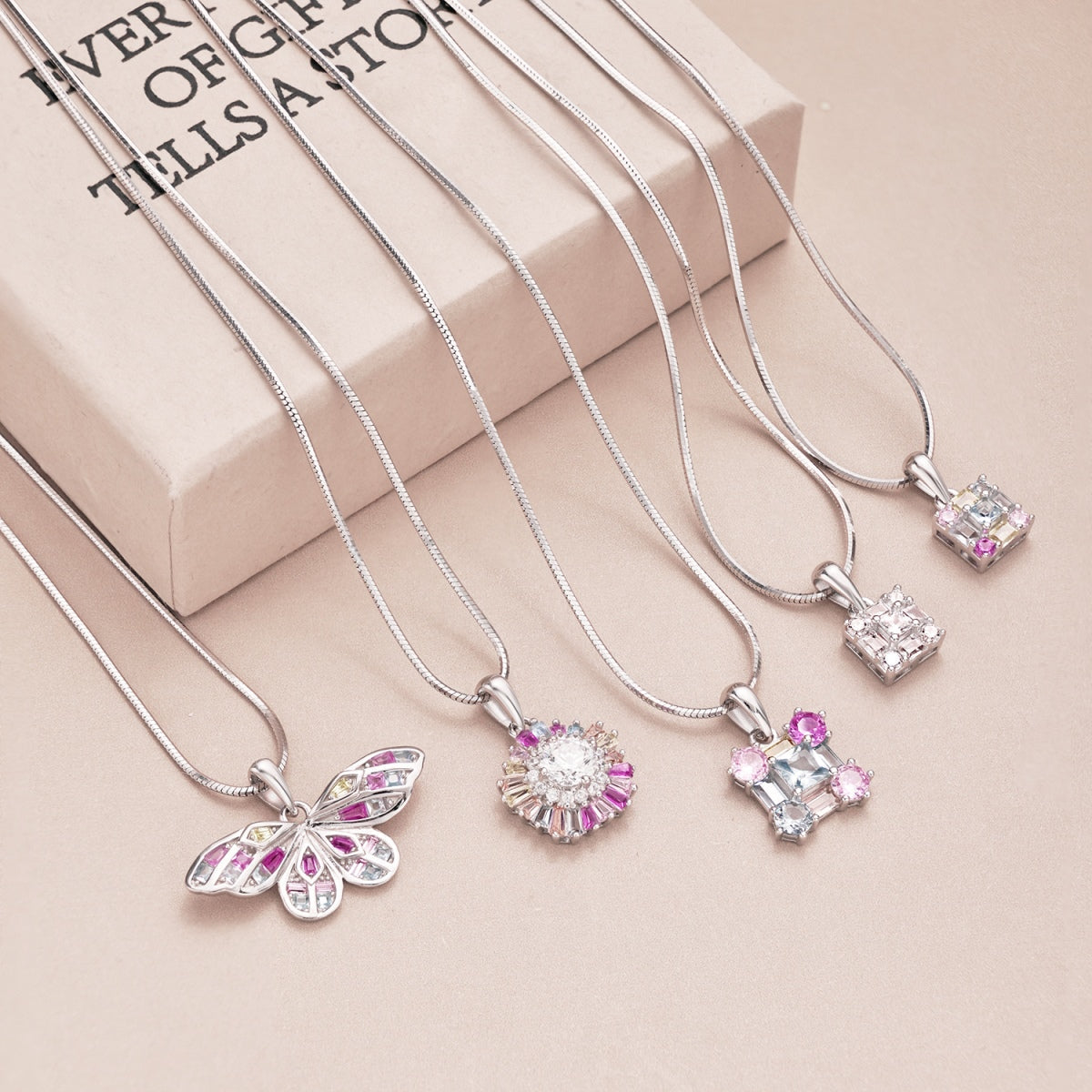 [Charm Aries Jewelry]Gorgeous Multi Colorful Necklace