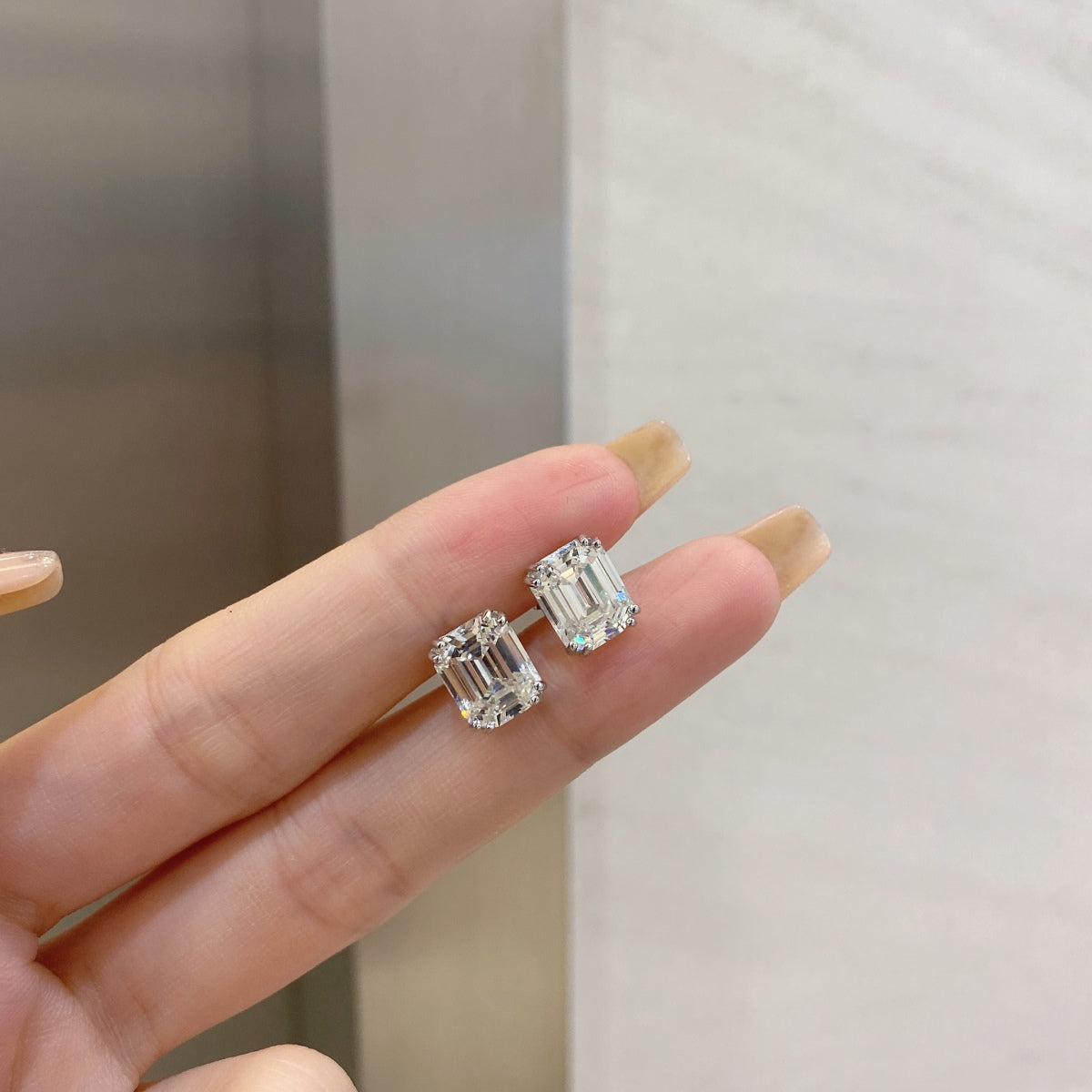 [Charm Aries Jewelry]Dazzling Square Shape Earrings