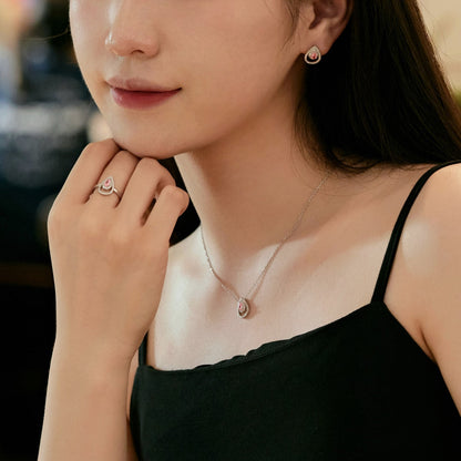 [Charm Aries Jewelry]Sparkling Pear Cut Necklace