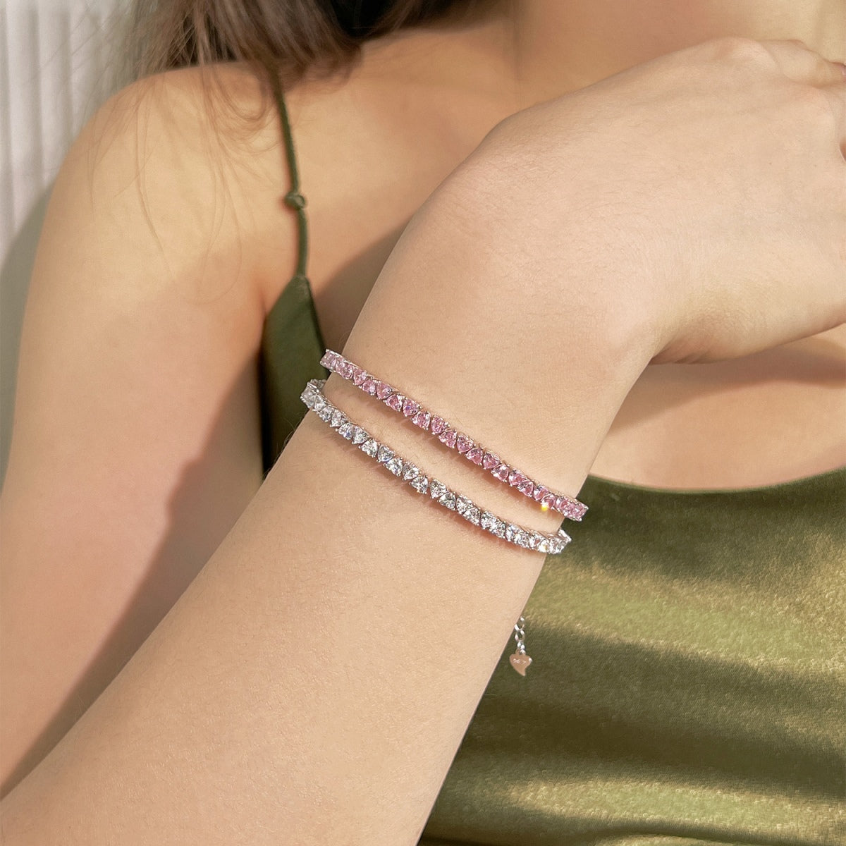 [Charm Aries Jewelry]Dazzling Romantic Heart Shape Lover Bracelet