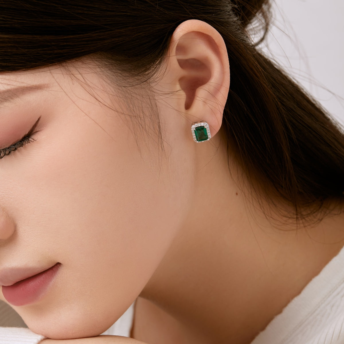 [Charm Aries Jewelry]Luxurious Dainty Emerald Cut Banquet Earrings