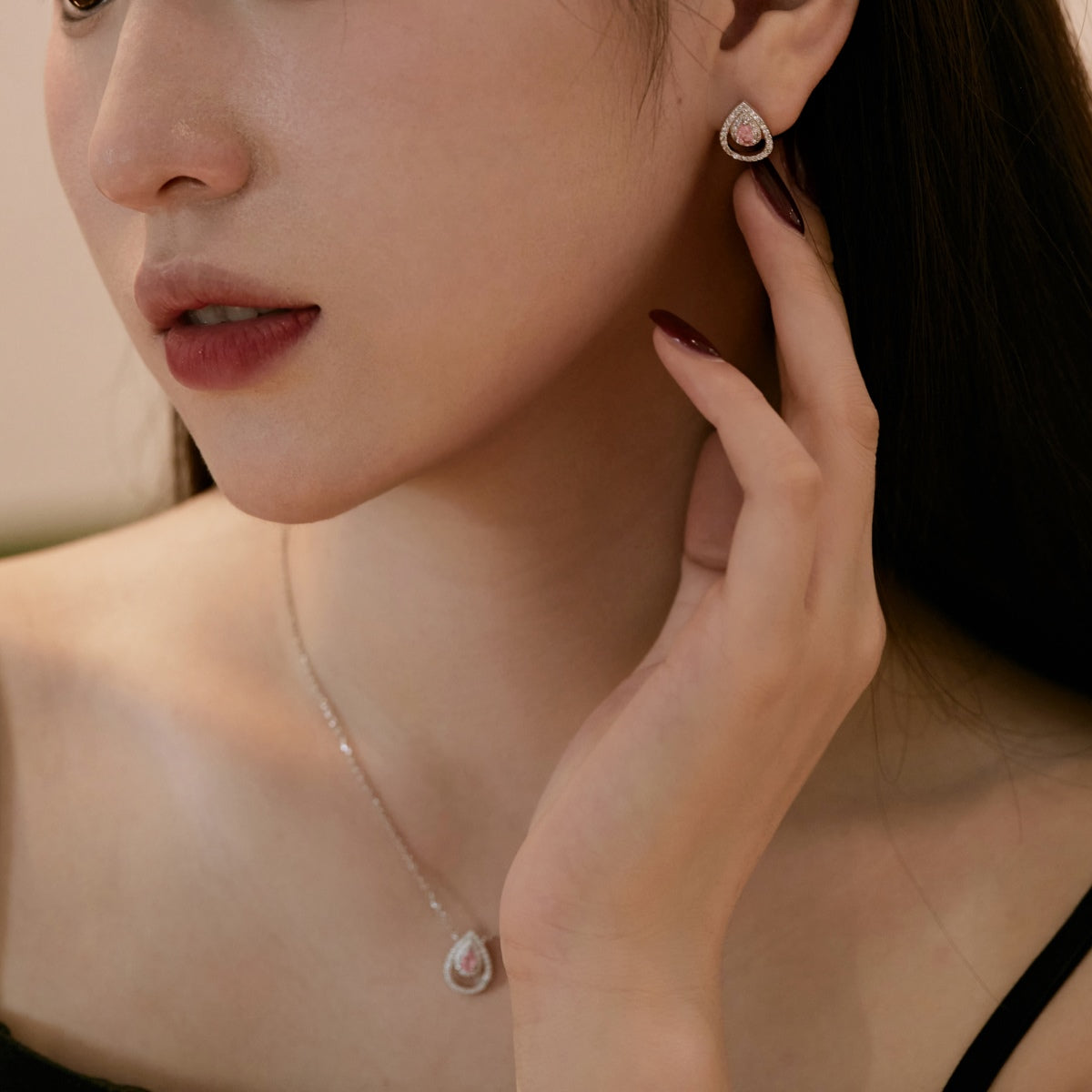 [Charm Aries Jewelry]Sparkling Delicate Water Drop Shape Daily Earrings