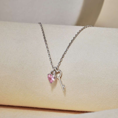 [Charm Aries Jewelry]Unique Heart Shape Key Pendent Necklace
