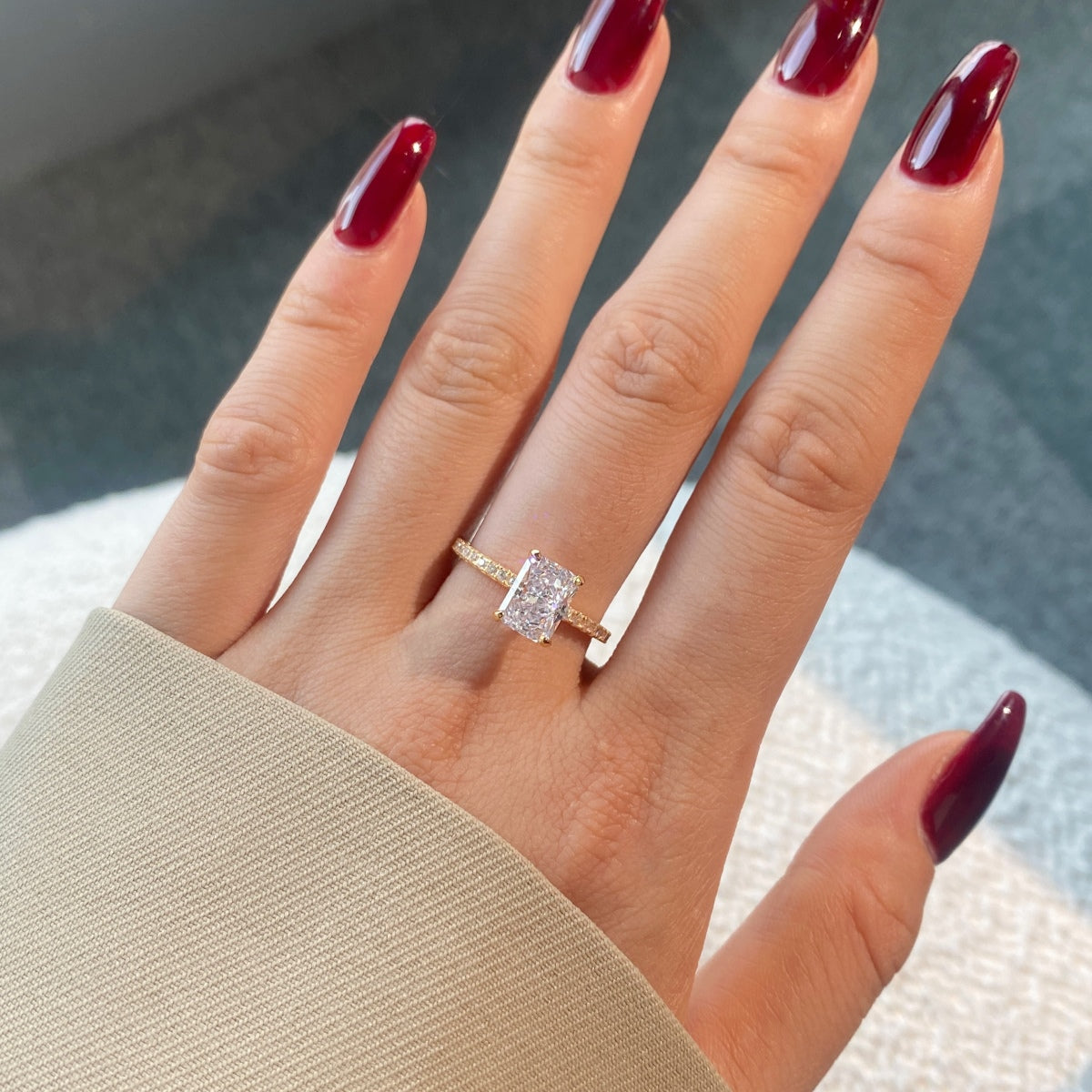[Charm Aries Jewelry]2.0 Carat Dazzling Sparkling Radiant Cut Party Ring