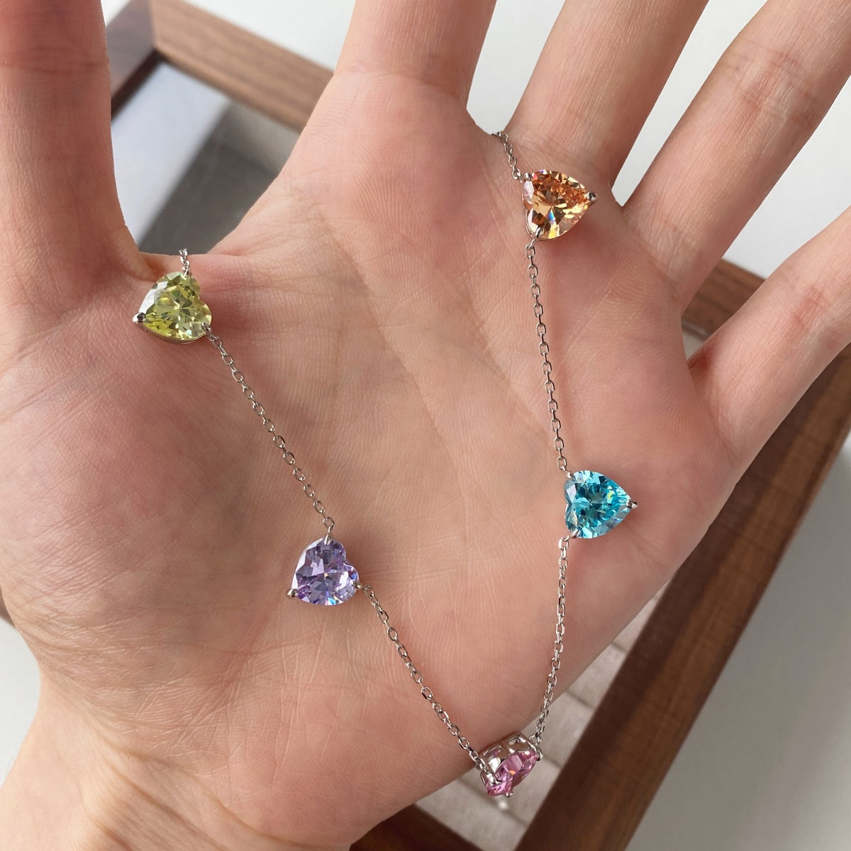 [Charm Aries Jewelry]Sparkling Colorful Heart Cut Necklace