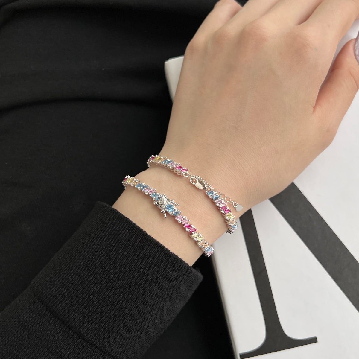 [Charm Aries Jewelry]Ornate Sparkling Multi Cut Party Bracelet