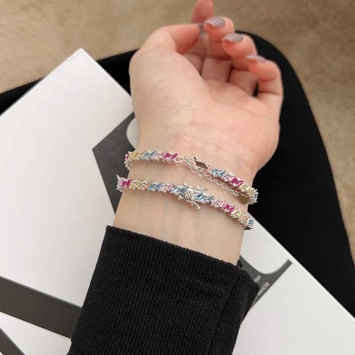 [Charm Aries Jewelry]Ornate Sparkling Multi Cut Party Bracelet