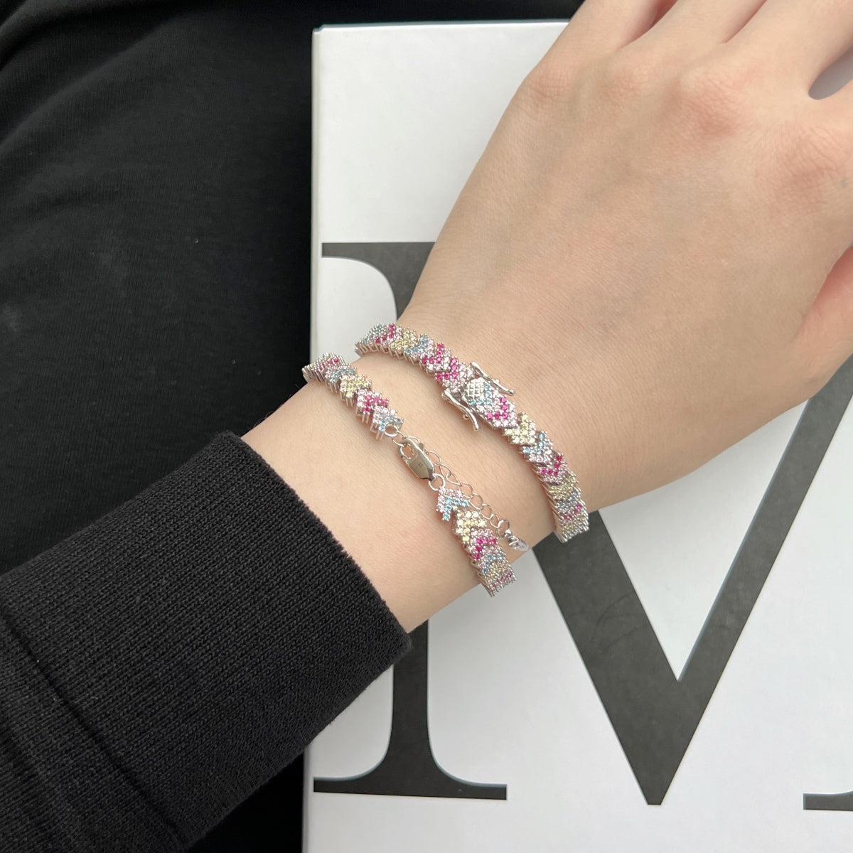 [Charm Aries Jewelry]Ornate Sparkling Round Cut Party Bracelet