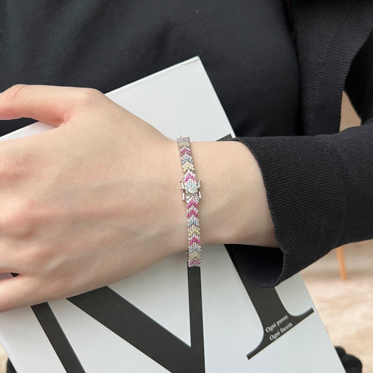 [Charm Aries Jewelry]Ornate Sparkling Round Cut Party Bracelet