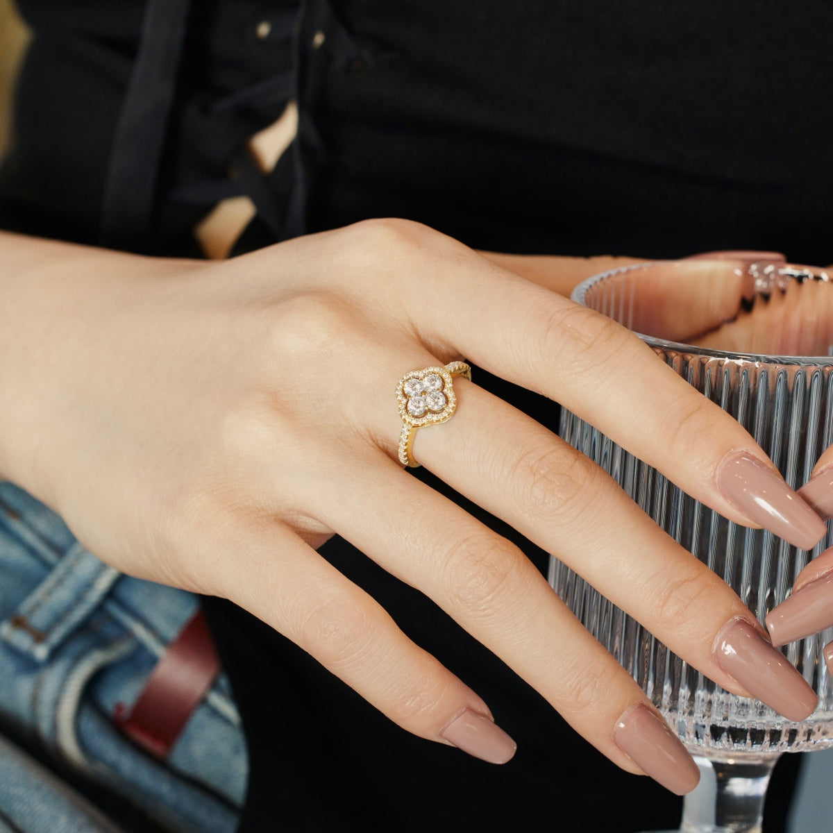 [Charm Aries Jewelry]Four Leaf Charm Aries Flower Design Ring