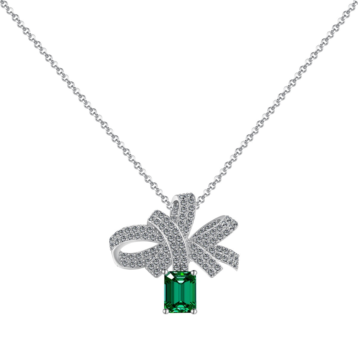 [Charm Aries Jewelry]Luxurious Flower Shape Emerald Cut Necklace