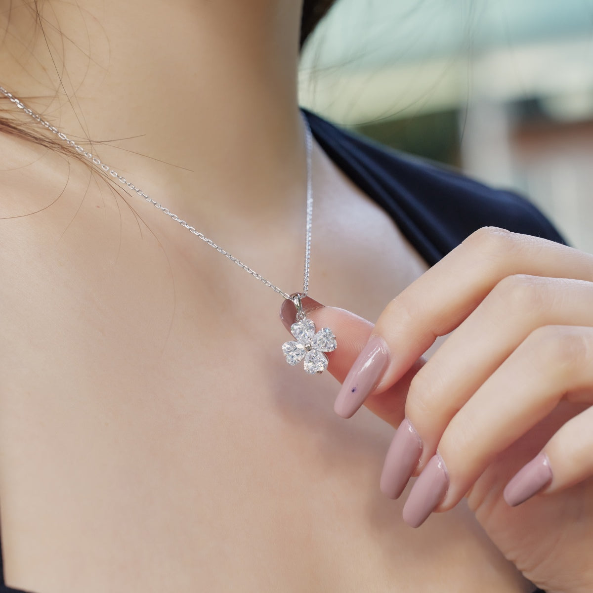 [Charm Aries Jewelry]Heart-Shaped Four-Leaf Charm Aries Bead Necklace